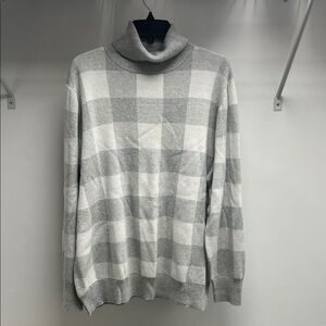 L.L. Bean Gray Checkered Turtleneck Sweater